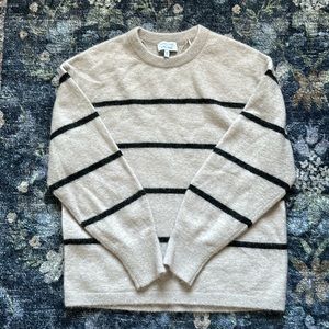 & Other Stories relaxed knit sweater, worn once, great condition